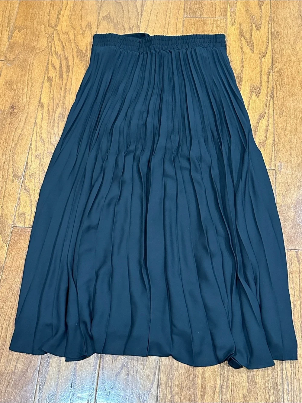 Max Studio Black Pleated maxi Skirt